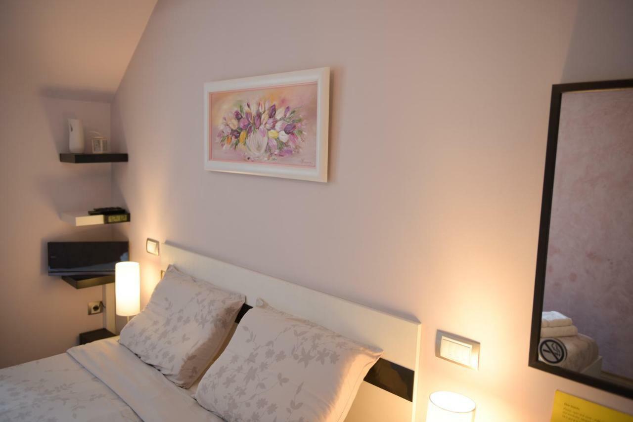 Derelli Deluxe And Derelli Adorable Appartement *